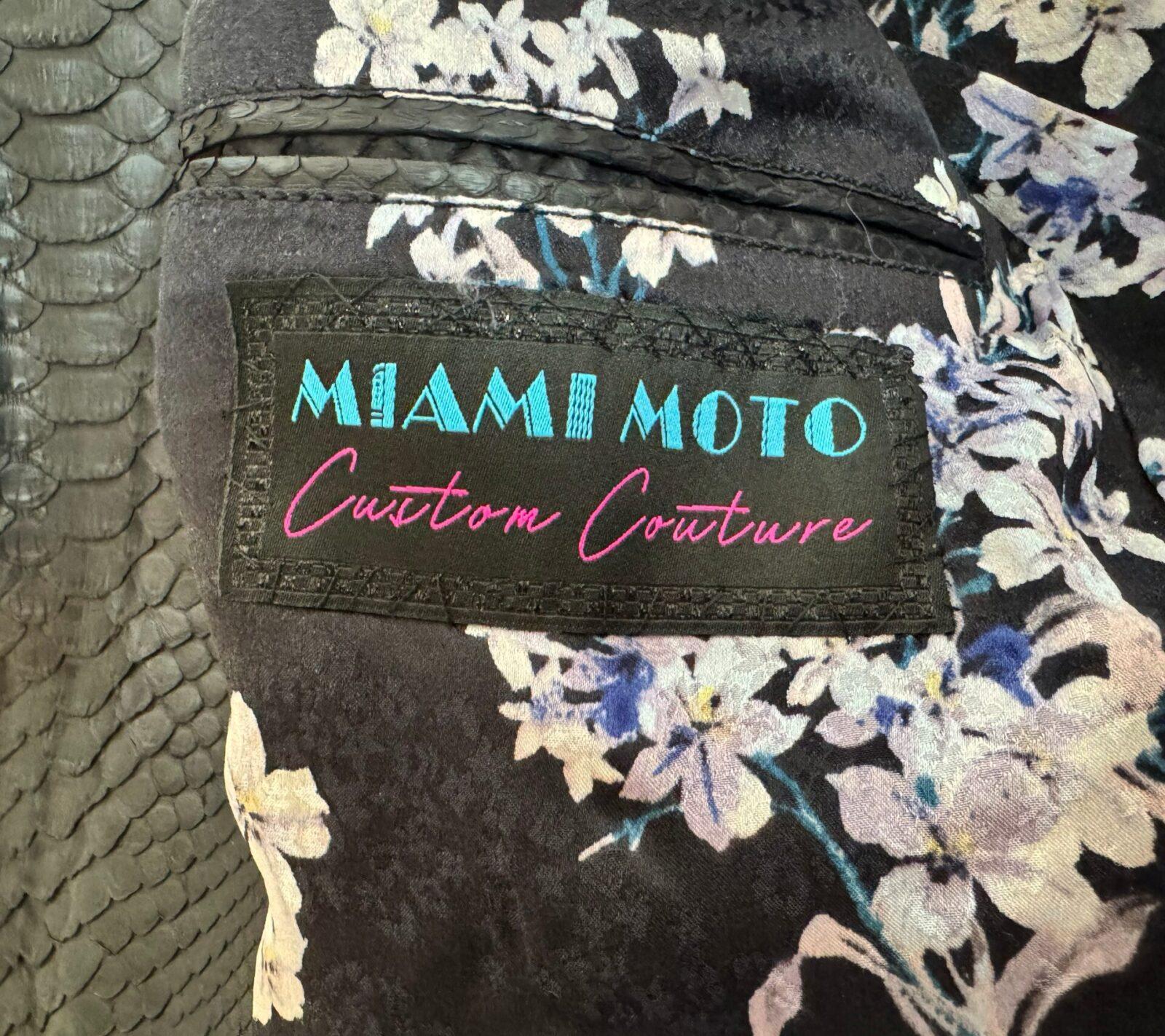 Miami Moto Label Serpiente Negra